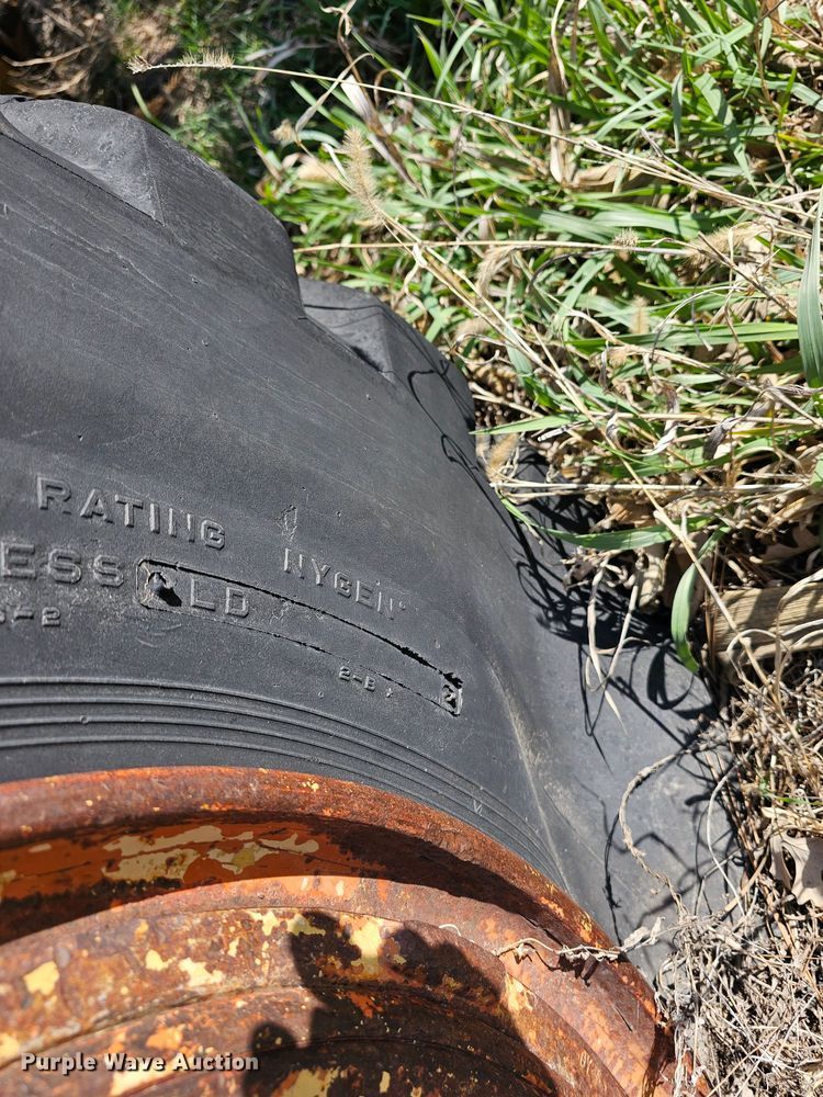 image for item DK1735 Allis Chalmers TS160  conventional scraper