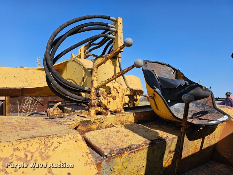 image for item DK1736 Allis Chalmers TS160  conventional scraper