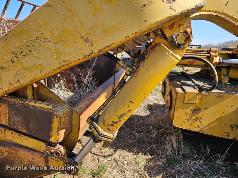 image for item DK1736 Allis Chalmers TS160  conventional scraper