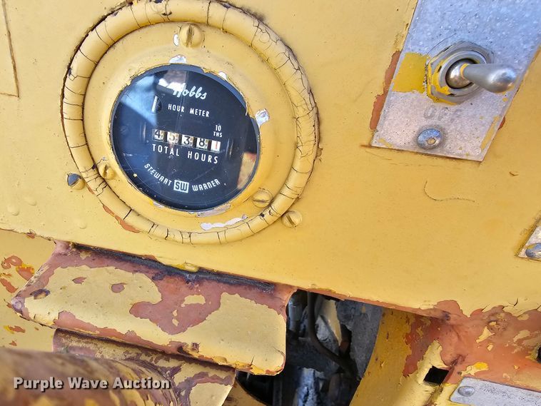 image for item DK1736 Allis Chalmers TS160  conventional scraper