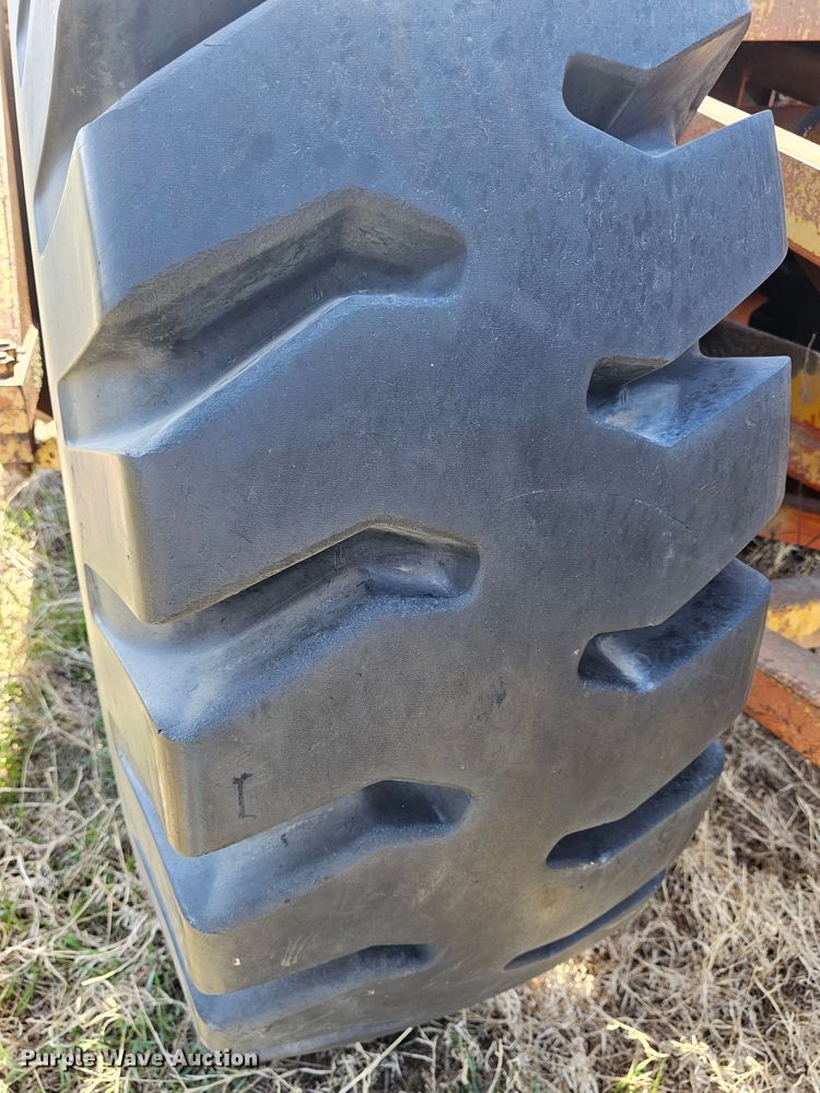 image for item DK1736 Allis Chalmers TS160  conventional scraper