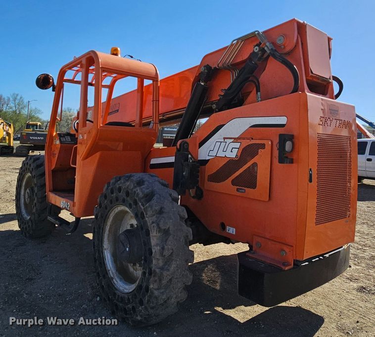 image for item DK1766 2011 JLG 6042  telehandler