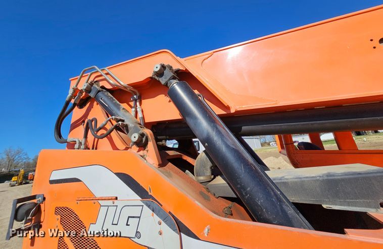 image for item DK1766 2011 JLG 6042  telehandler
