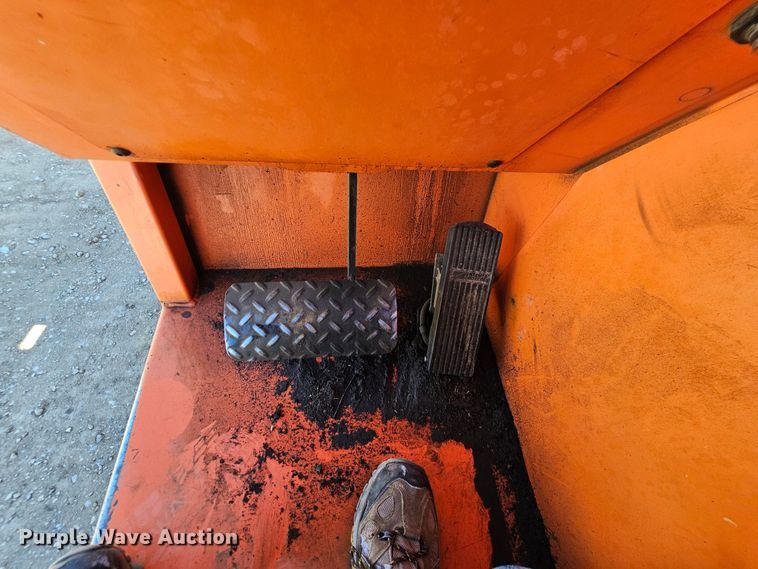 image for item DK1766 2011 JLG 6042  telehandler