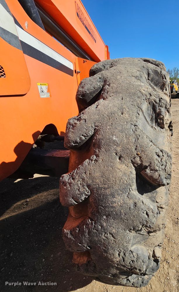 image for item DK1766 2011 JLG 6042  telehandler