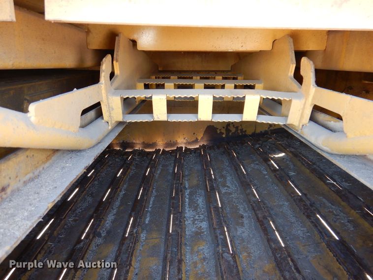 image for item DK5208 2009 Vermeer HG6000tx  horizontal grinder