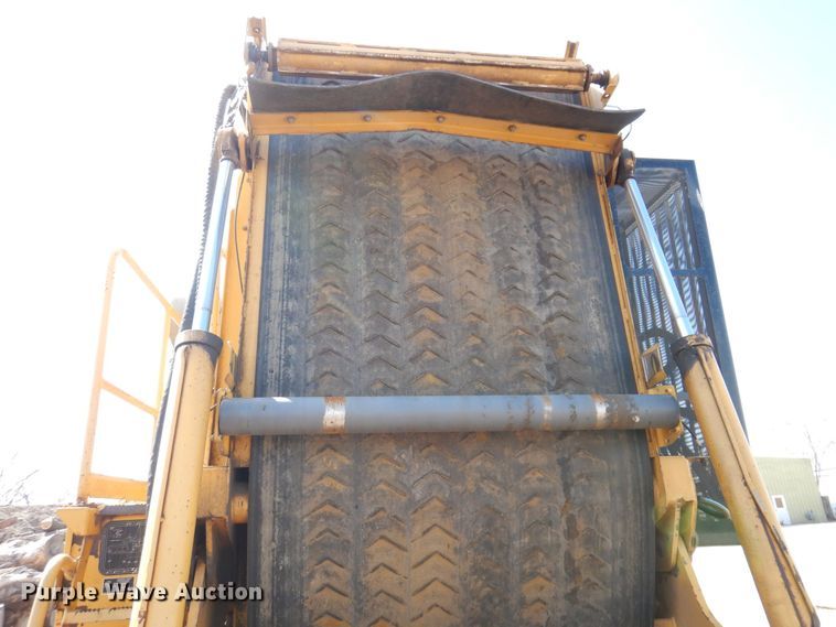 image for item DK5208 2009 Vermeer HG6000tx  horizontal grinder