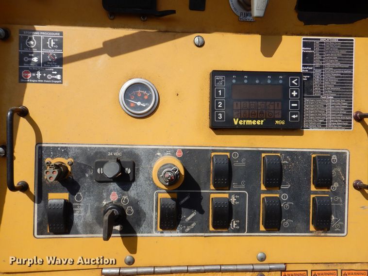 image for item DK5208 2009 Vermeer HG6000tx  horizontal grinder