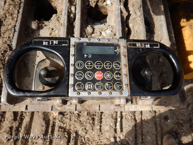 image for item DK5208 2009 Vermeer HG6000tx  horizontal grinder