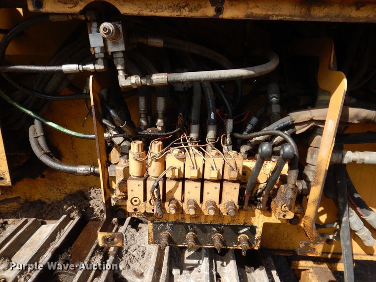 image for item DK5208 2009 Vermeer HG6000tx  horizontal grinder