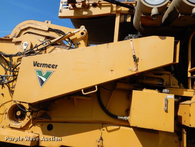 image for item DK5208 2009 Vermeer HG6000tx  horizontal grinder