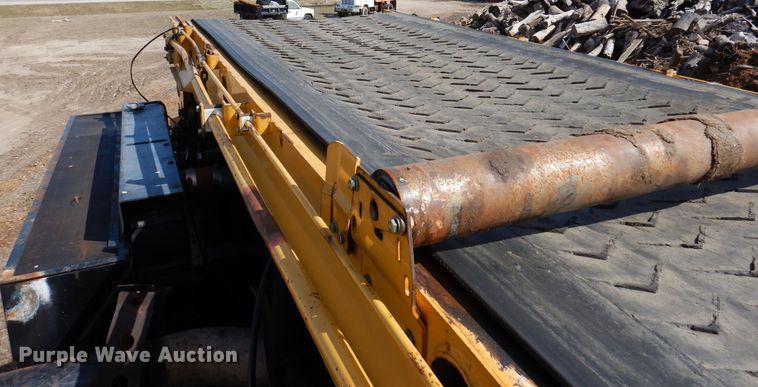 image for item DK5208 2009 Vermeer HG6000tx  horizontal grinder