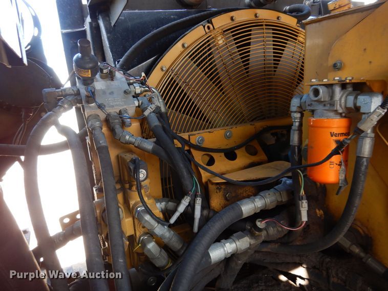 image for item DK5208 2009 Vermeer HG6000tx  horizontal grinder