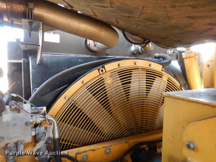 image for item DK5208 2009 Vermeer HG6000tx  horizontal grinder