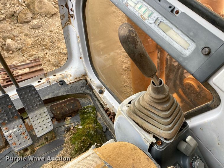 image for item DL7139 1998 Case 9020B  excavator