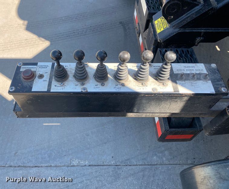 image for item DL7143 1991 White GMC Autocar  bridge inspection truck