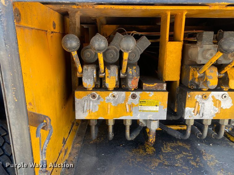 image for item DL7143 1991 White GMC Autocar  bridge inspection truck