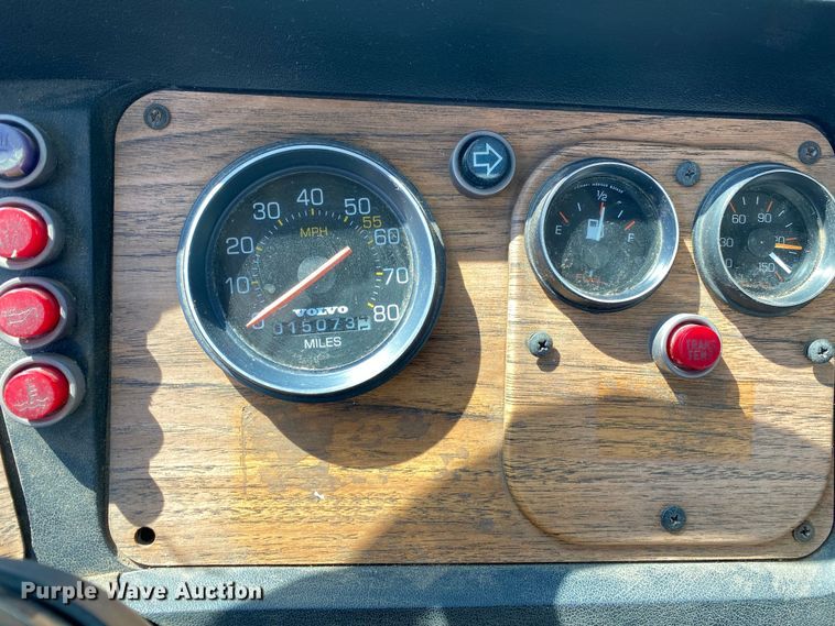 image for item DL7143 1991 White GMC Autocar  bridge inspection truck