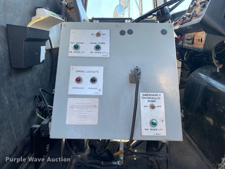 image for item DL7143 1991 White GMC Autocar  bridge inspection truck