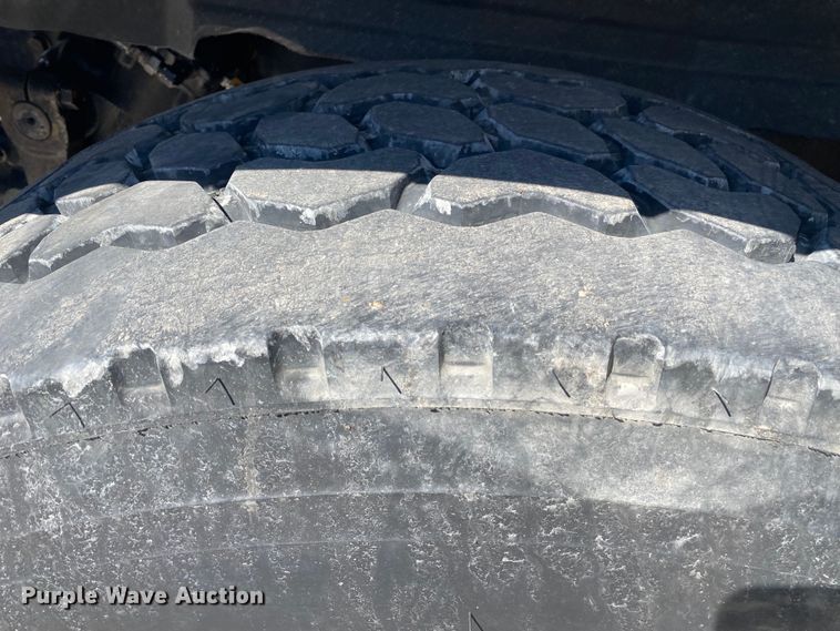 image for item DL7143 1991 White GMC Autocar  bridge inspection truck