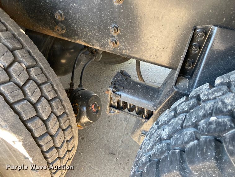 image for item DL7143 1991 White GMC Autocar  bridge inspection truck