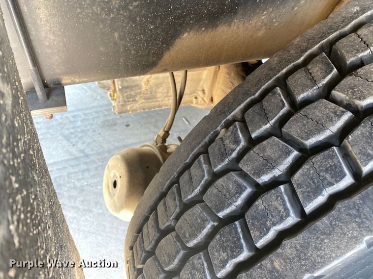 image for item DL7143 1991 White GMC Autocar  bridge inspection truck