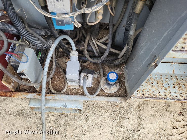 image for item DO3637 2000 Skyjack SJ9250  scissor lift