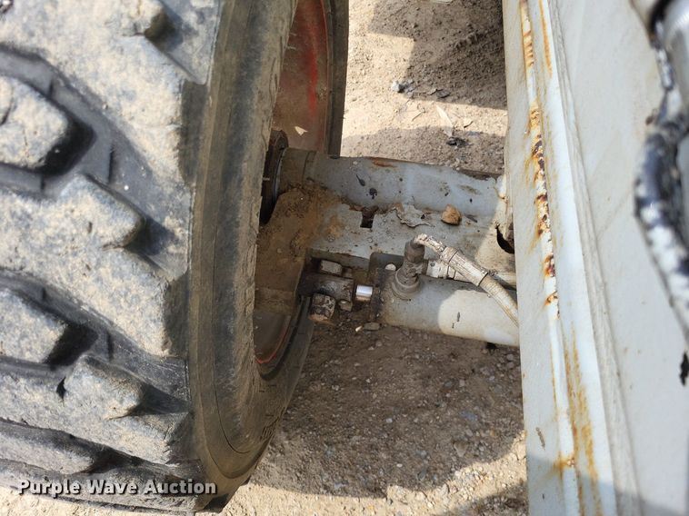 image for item DO3637 2000 Skyjack SJ9250  scissor lift