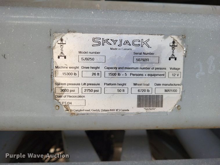 image for item DO3637 2000 Skyjack SJ9250  scissor lift