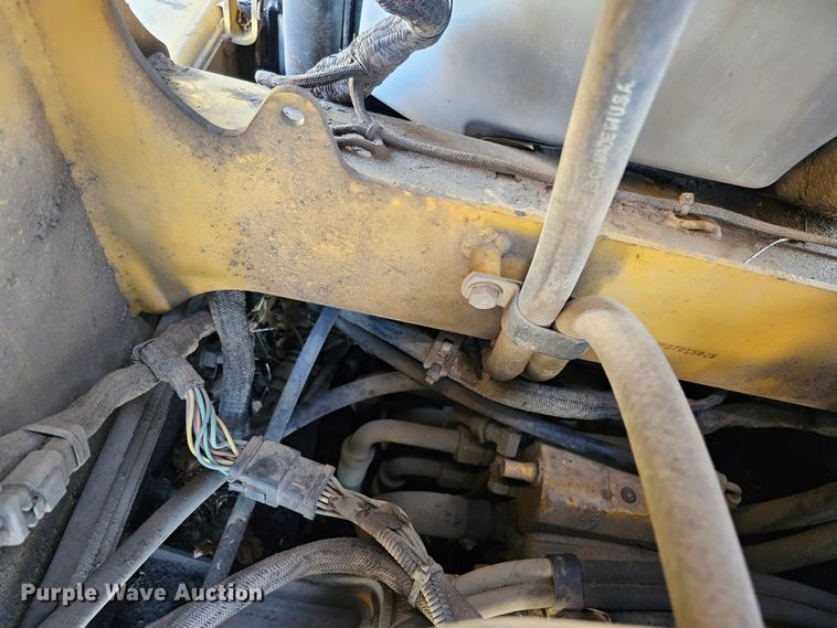 image for item DO4298 2005 Caterpillar 262B  skid steer loader