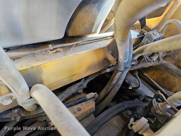 image for item DO4298 2005 Caterpillar 262B  skid steer loader