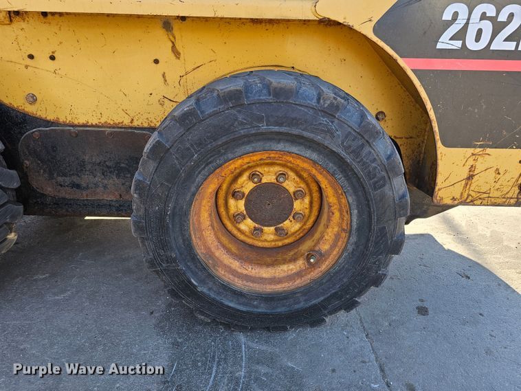 image for item DO4298 2005 Caterpillar 262B  skid steer loader