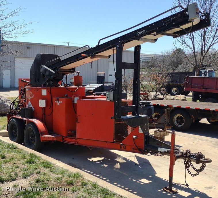 image for item DQ1651 1995 Crafco EZ Pour 200D  melter applicator