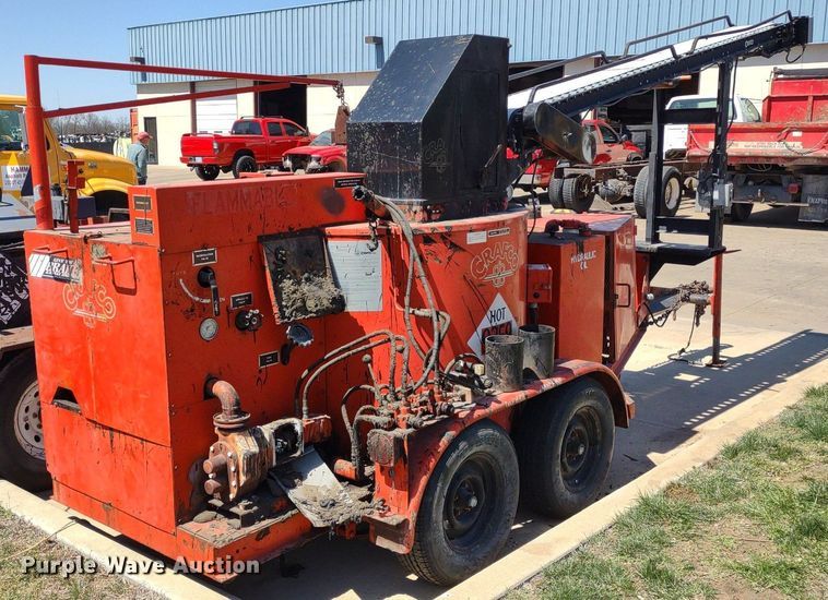 image for item DQ1651 1995 Crafco EZ Pour 200D  melter applicator