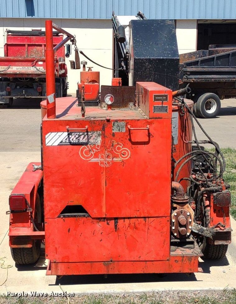 image for item DQ1651 1995 Crafco EZ Pour 200D  melter applicator