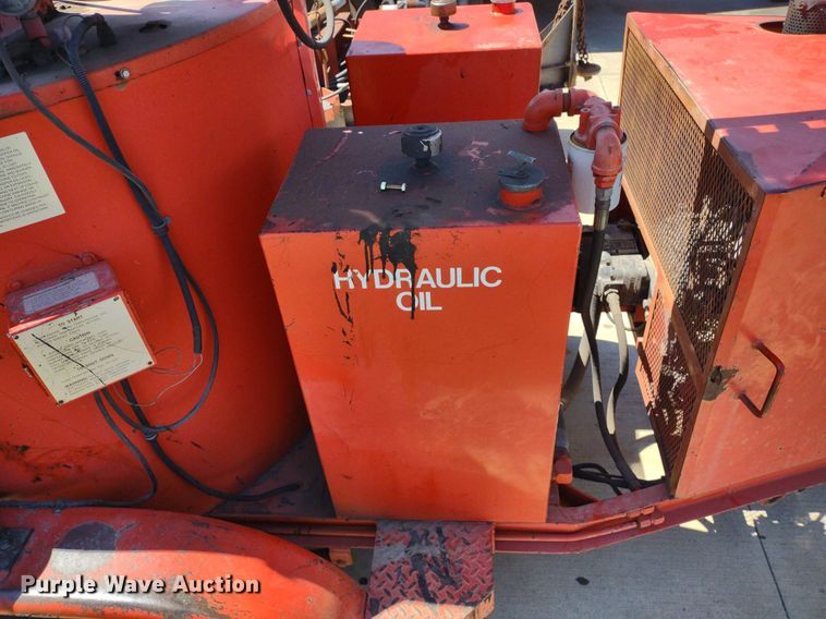 image for item DQ1651 1995 Crafco EZ Pour 200D  melter applicator