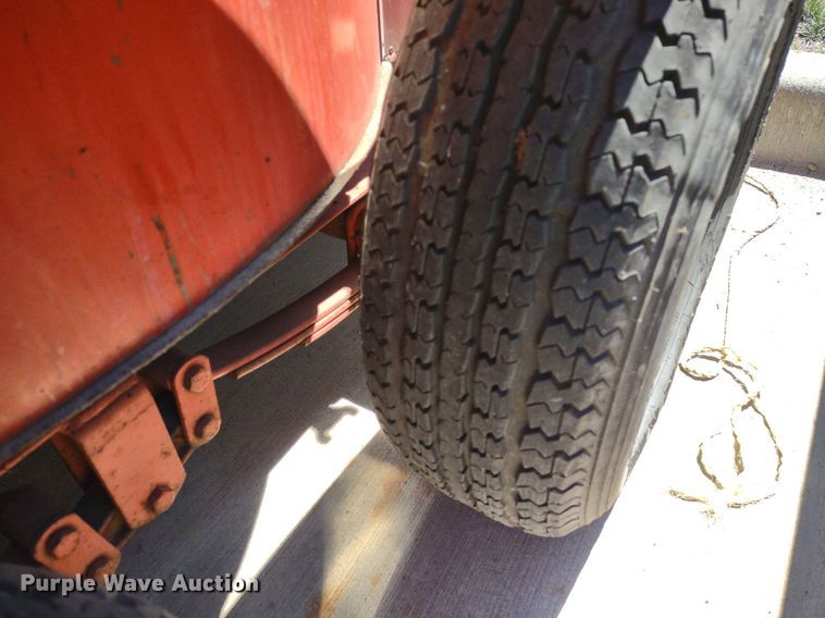 image for item DQ1651 1995 Crafco EZ Pour 200D  melter applicator