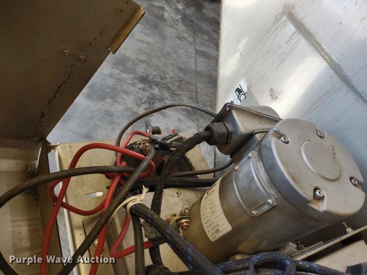 image for item DQ1654 Henderson FSP2x8xELECTRIC  spreader