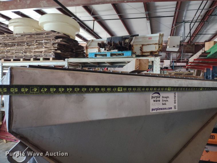 image for item DQ1655 Henderson FSP2x8xELECTRIC  spreader