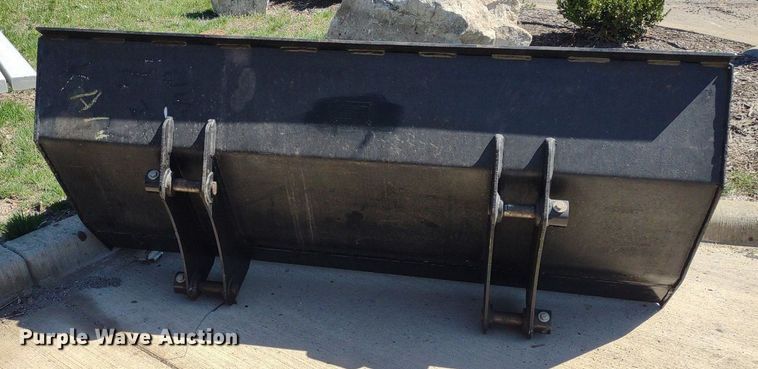 image for item DQ1656 North American Attachment  loader bucket