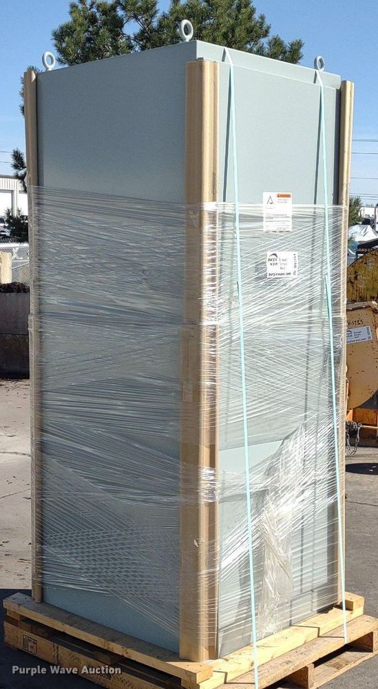 image for item DQ1663 Metal cabinet