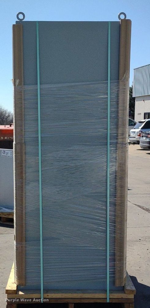 image for item DQ1663 Metal cabinet