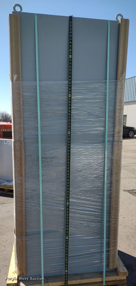 image for item DQ1663 Metal cabinet