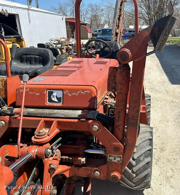 image for item DR4560 1996 Ditch Witch 3500  trencher