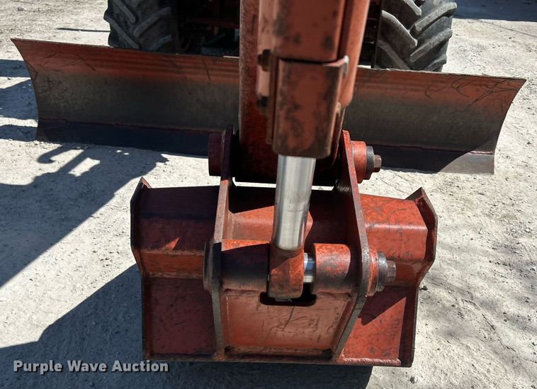 image for item DR4560 1996 Ditch Witch 3500  trencher