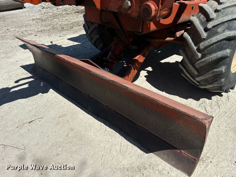 image for item DR4560 1996 Ditch Witch 3500  trencher