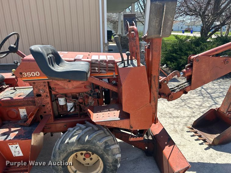 image for item DR4560 1996 Ditch Witch 3500  trencher