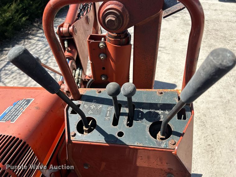 image for item DR4560 1996 Ditch Witch 3500  trencher