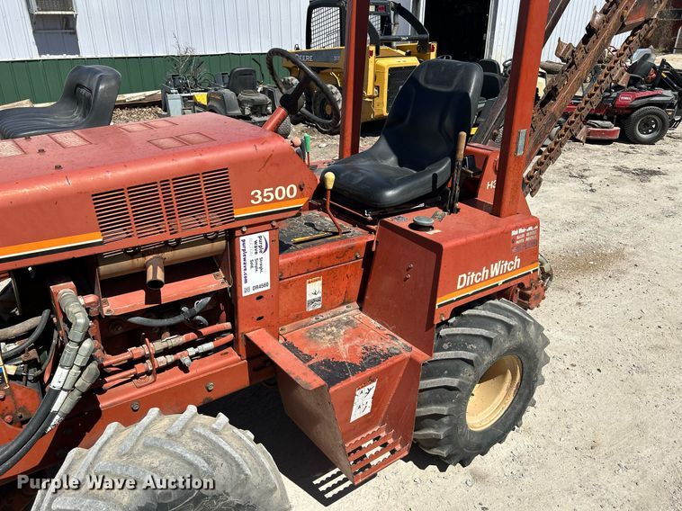 image for item DR4560 1996 Ditch Witch 3500  trencher