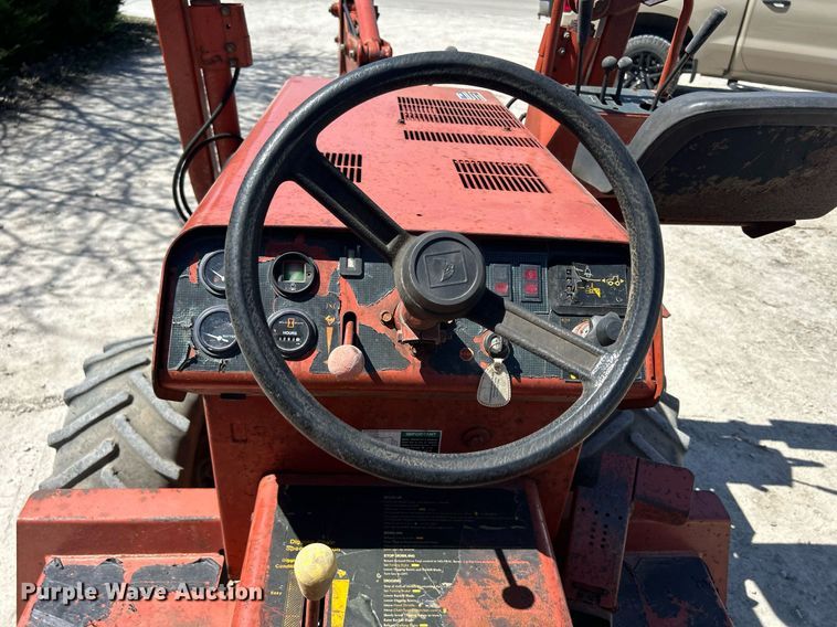 image for item DR4560 1996 Ditch Witch 3500  trencher